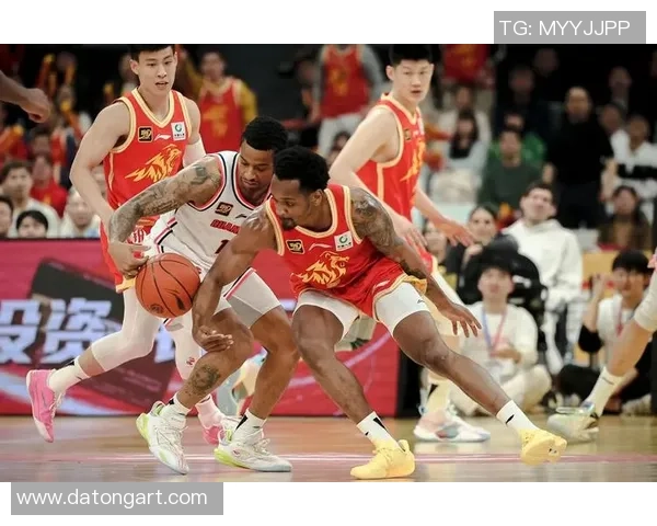 青岛与广厦精彩对决比赛录像回顾分析及精彩瞬间集锦